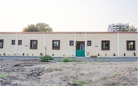 Hotel O Mango Tree Lodging